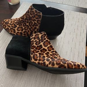 Giraffe print booties